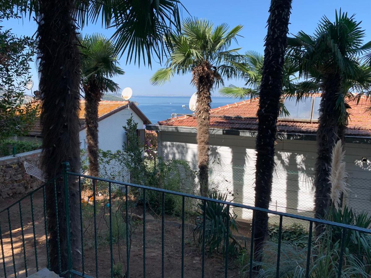 Bueyuekada Al Koesk Apartment Adalar Bagian luar foto